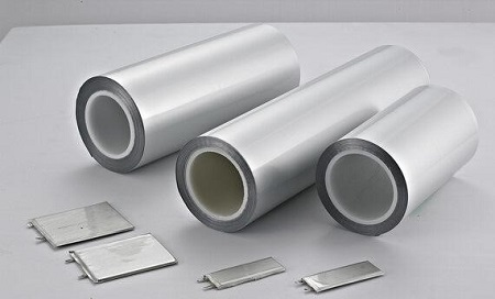 Le film plastique en aluminium à la maison est en cours de développement